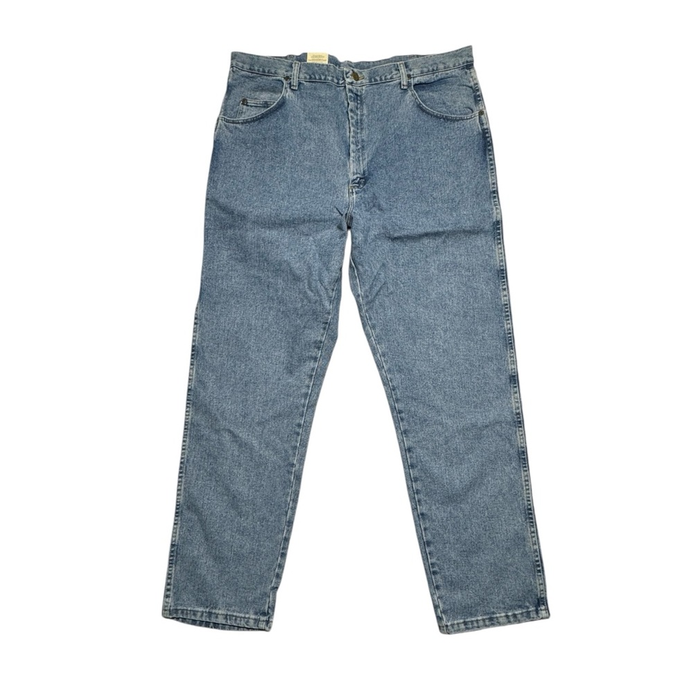 Wrangler Rugged Wear Relaxed Fit Mens Size 42X34 NWT Vintage Indigo Wash Western